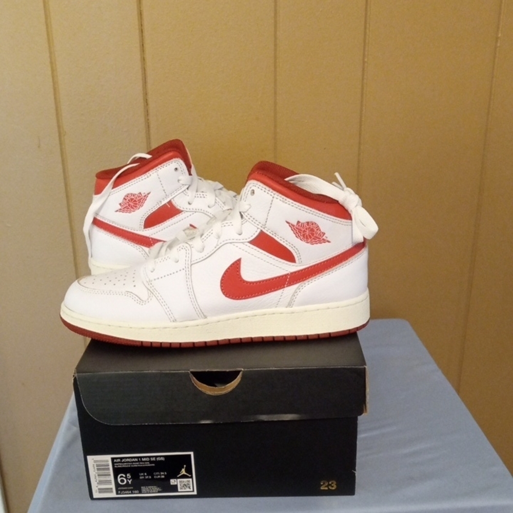 Nike White and Red Air Jordan 1 Mid Sneakers